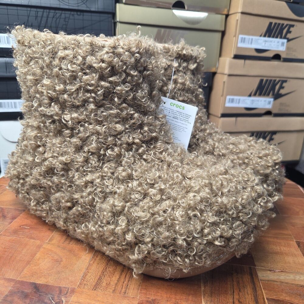 Crocs Crush Doodle Fur Boots Sepia Brown Shaggy Womens 7 Mens 5 Ankle 210757-2EY